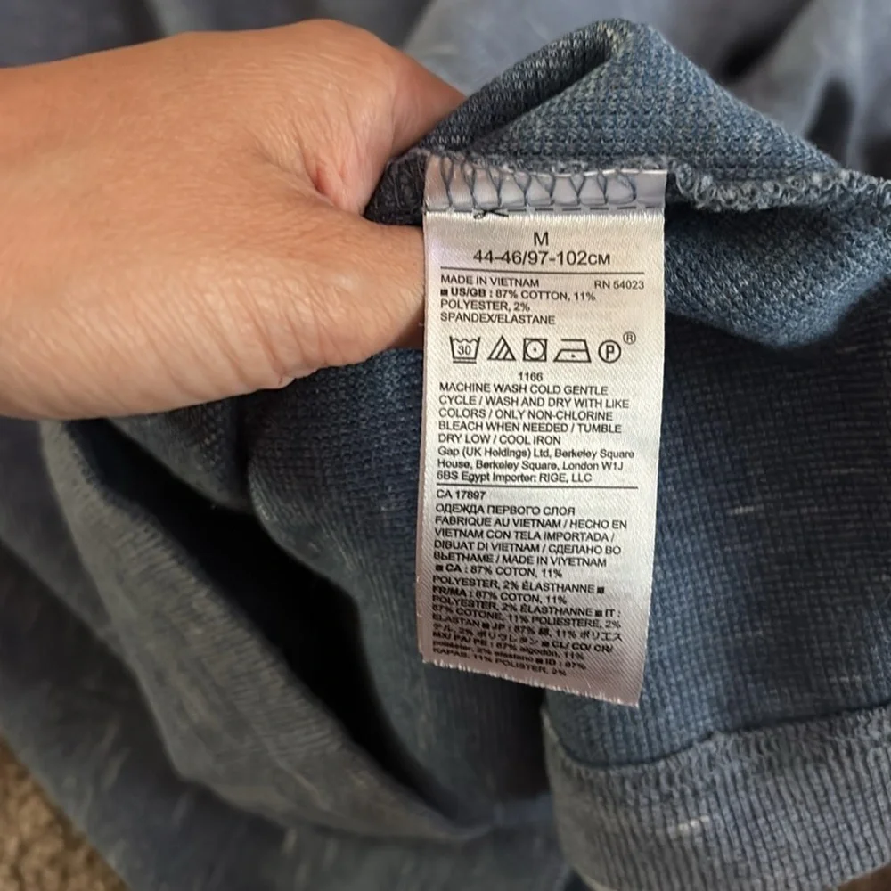 Banana Republic Blue Men's Shirt size medium